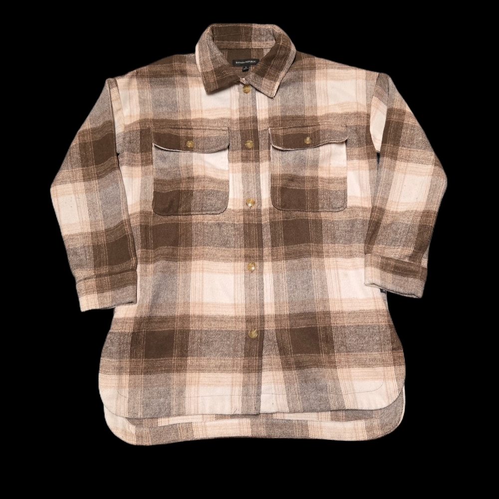 Banana Republic Plaid Button-Up Shirt